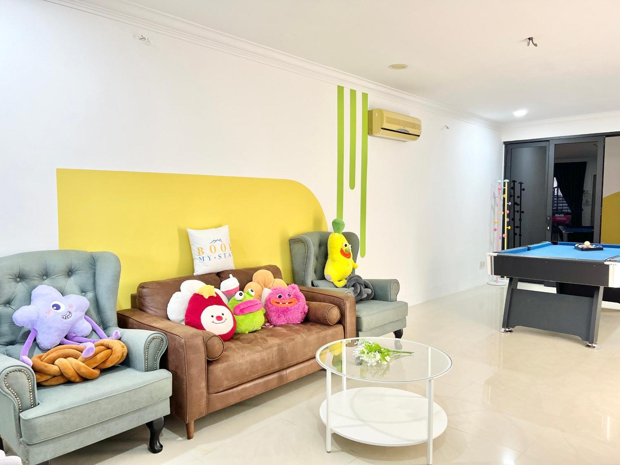 5 Min Ciq Landed Party House 12 Pax Vila