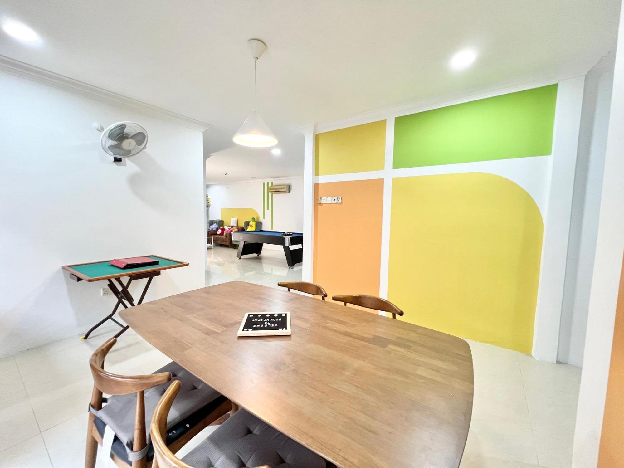 Vila 5 Min Ciq Landed Party House 12 Pax *